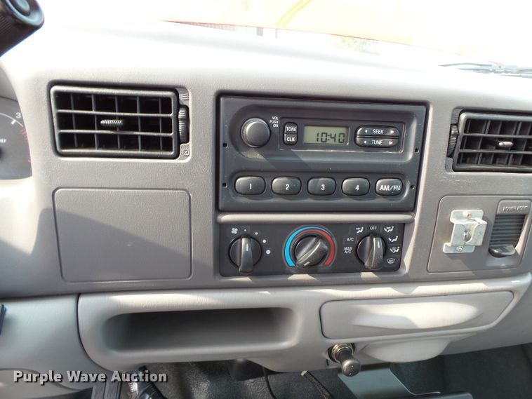 image for item DH3942 1999 Ford F450 Super Duty XL  rescue fire truck