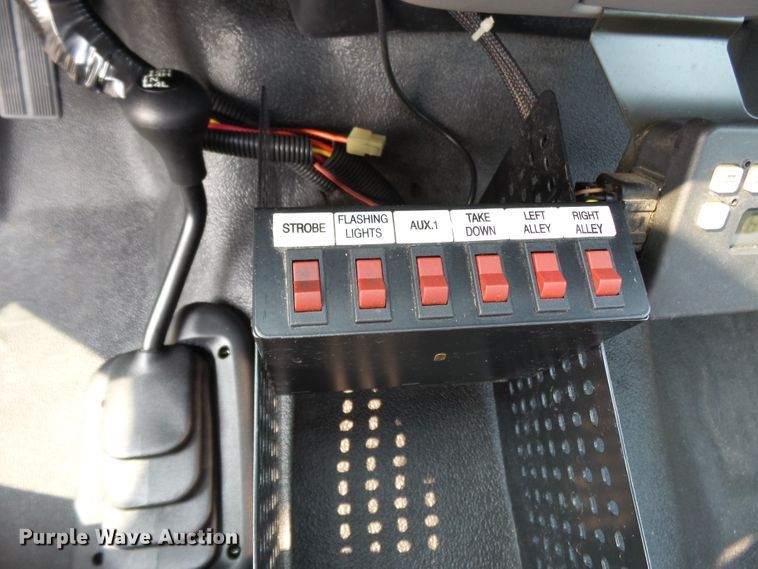 image for item DH3942 1999 Ford F450 Super Duty XL  rescue fire truck