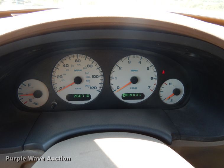 image for item DH6575 2001 Dodge Caravan Sport  van