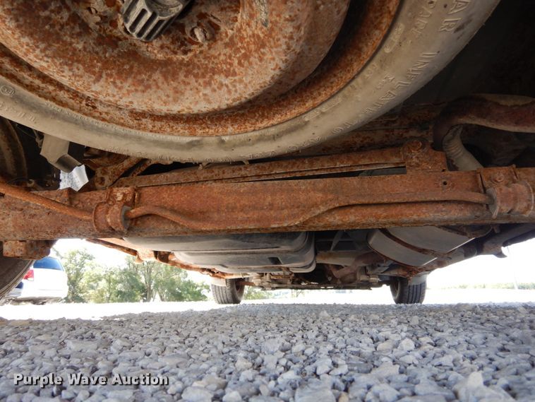 image for item DH6575 2001 Dodge Caravan Sport  van