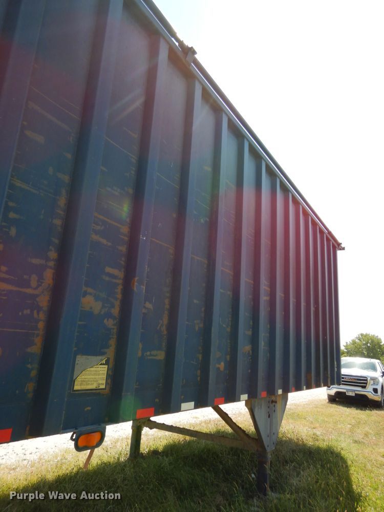 image for item DH6615 2005 Wilkins 4511115SPOT live bottom trailer