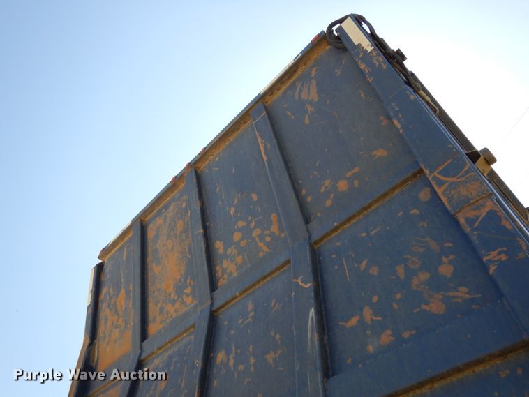 image for item DH6615 2005 Wilkins 4511115SPOT live bottom trailer