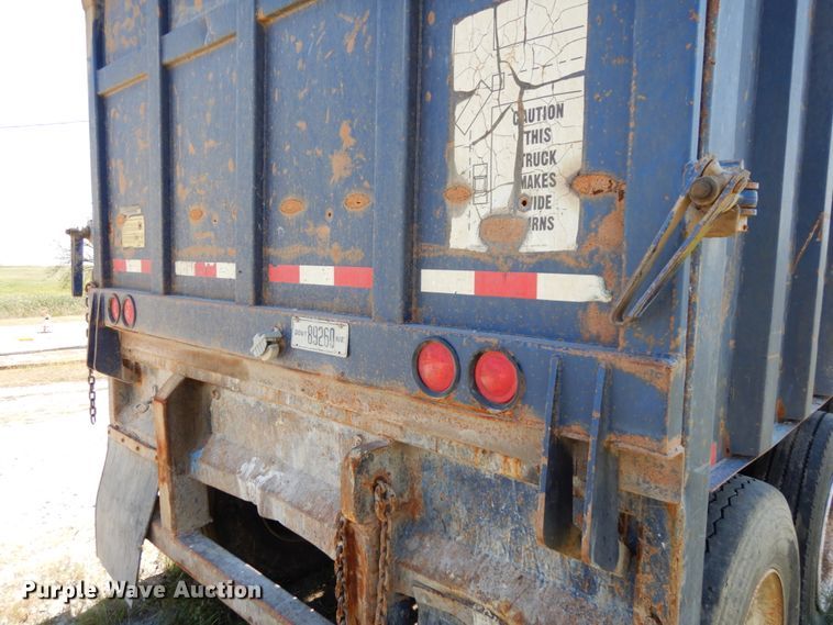 image for item DH6615 2005 Wilkins 4511115SPOT live bottom trailer