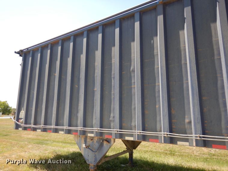 image for item DH6615 2005 Wilkins 4511115SPOT live bottom trailer