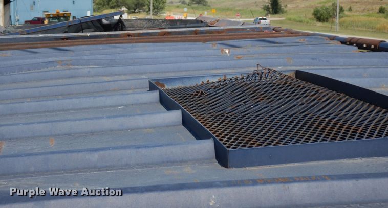 image for item DH6615 2005 Wilkins 4511115SPOT live bottom trailer