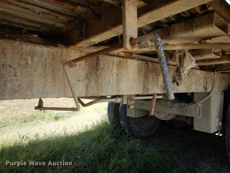 image for item DH6615 2005 Wilkins 4511115SPOT live bottom trailer