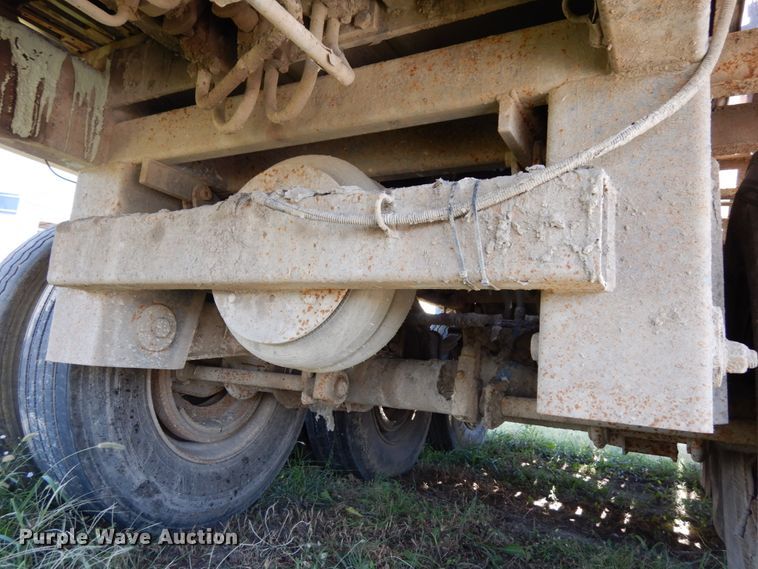 image for item DH6615 2005 Wilkins 4511115SPOT live bottom trailer