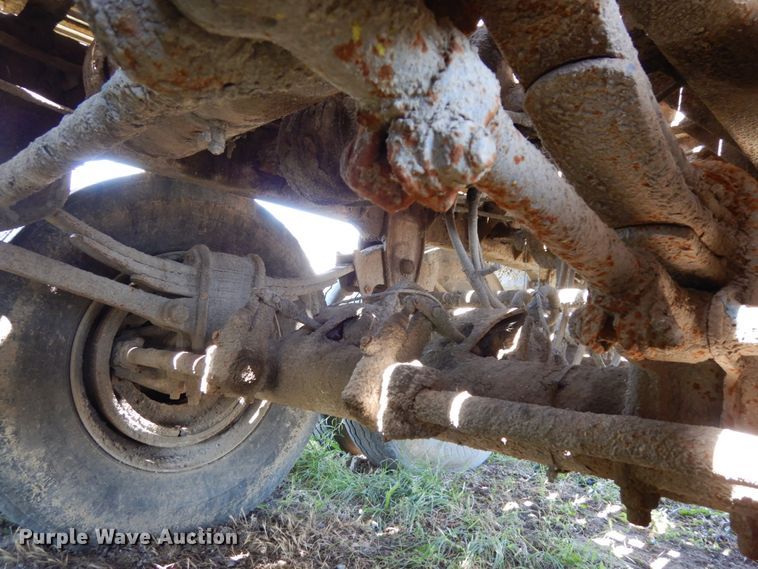 image for item DH6615 2005 Wilkins 4511115SPOT live bottom trailer