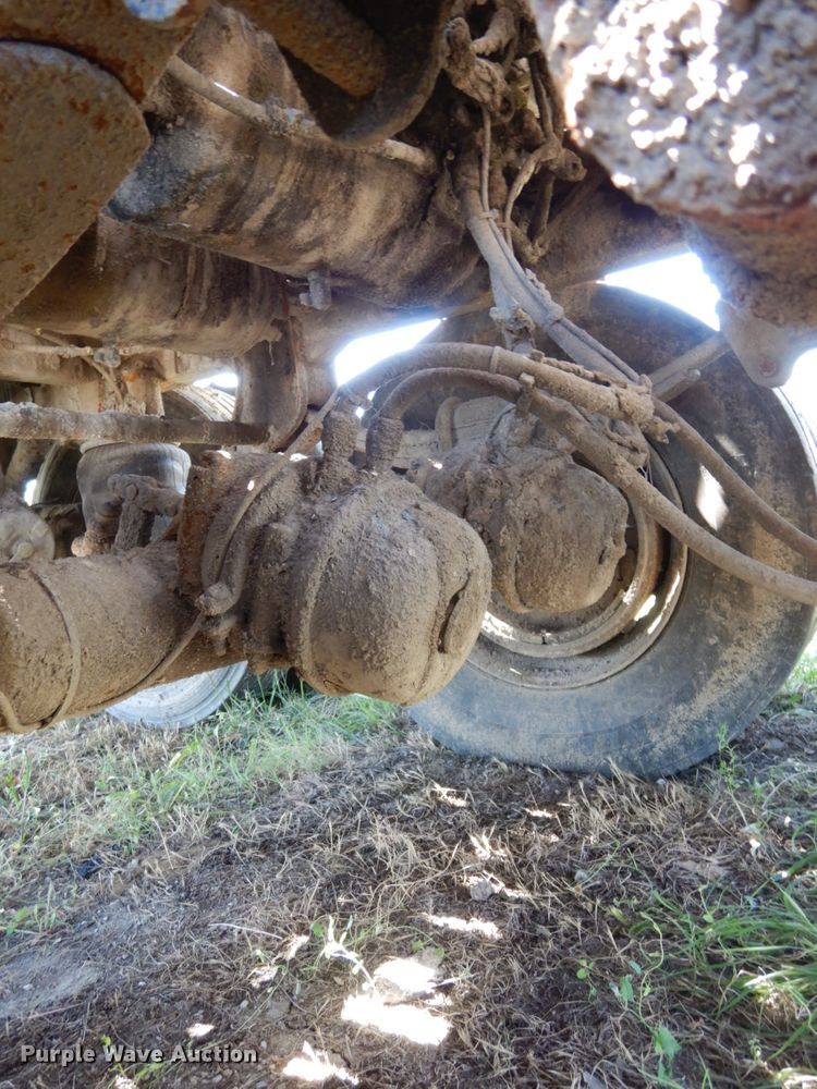 image for item DH6615 2005 Wilkins 4511115SPOT live bottom trailer