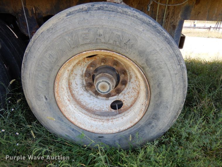 image for item DH6615 2005 Wilkins 4511115SPOT live bottom trailer