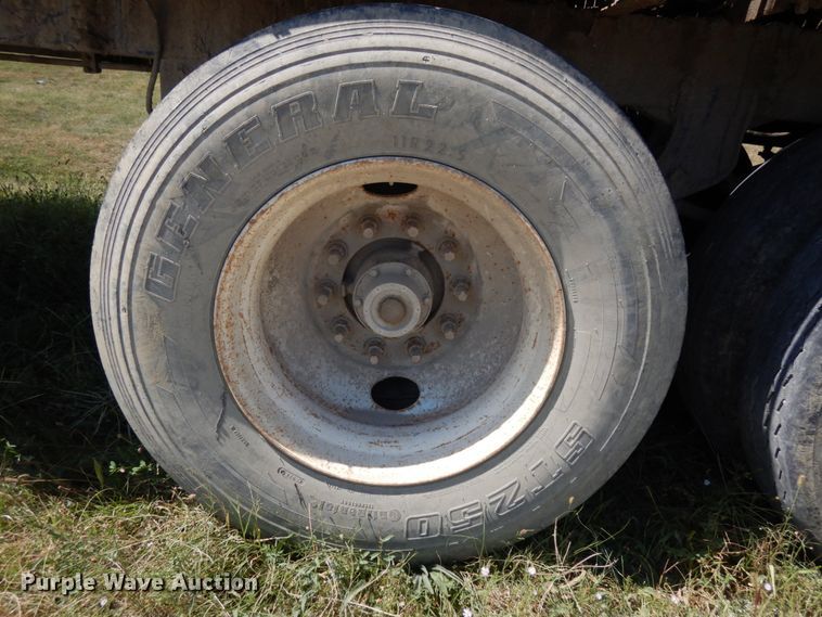 image for item DH6615 2005 Wilkins 4511115SPOT live bottom trailer