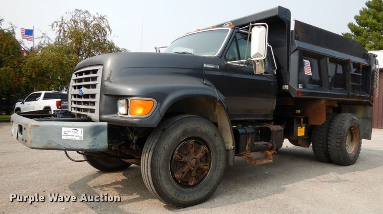 image for item DH6647 1997 Ford F800  dump truck
