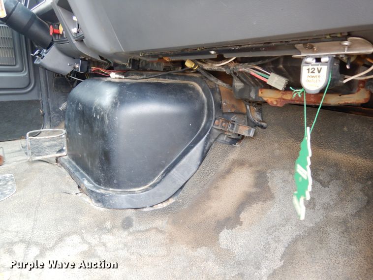 image for item DH6647 1997 Ford F800  dump truck