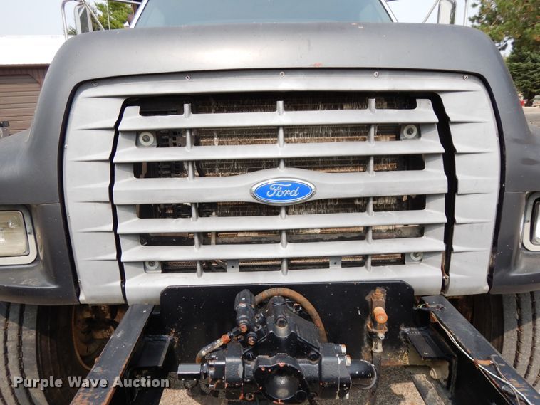 image for item DH6647 1997 Ford F800  dump truck