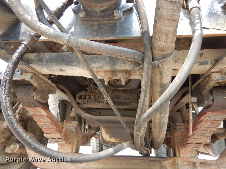 image for item DH6647 1997 Ford F800  dump truck