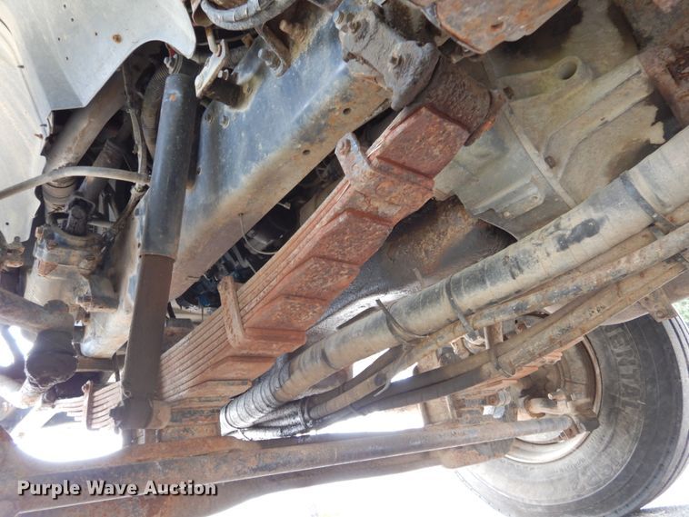 image for item DH6647 1997 Ford F800  dump truck