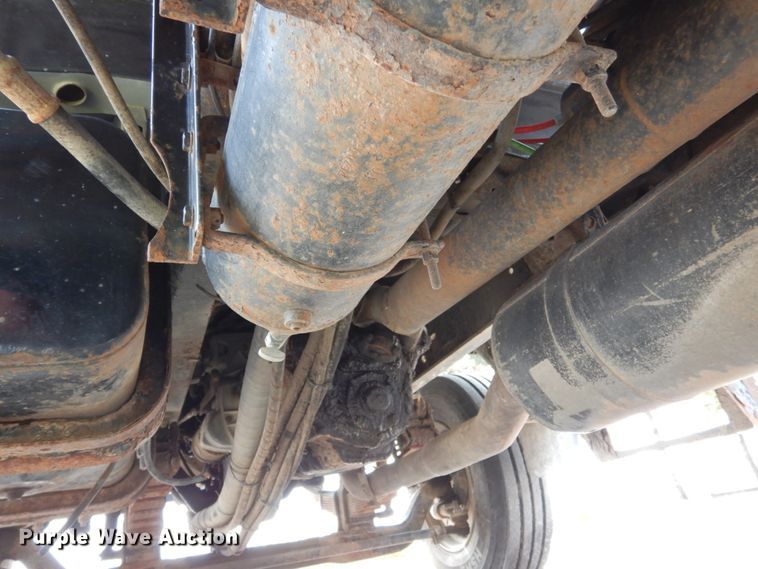 image for item DH6647 1997 Ford F800  dump truck