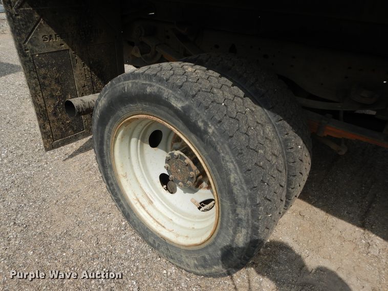 image for item DH7009 2007 Ford F550 Super Duty  dump truck