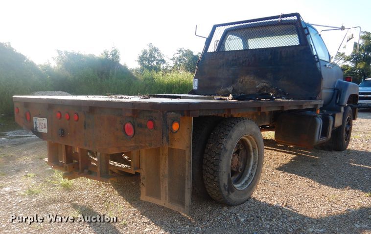 image for item DI0375 1990 GMC C6000  flatbed truck