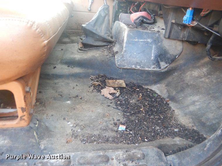 image for item DI0375 1990 GMC C6000  flatbed truck