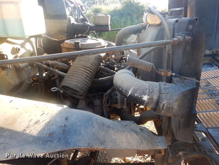 image for item DI0375 1990 GMC C6000  flatbed truck