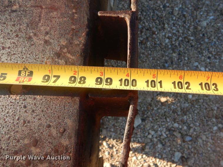 image for item DI0375 1990 GMC C6000  flatbed truck