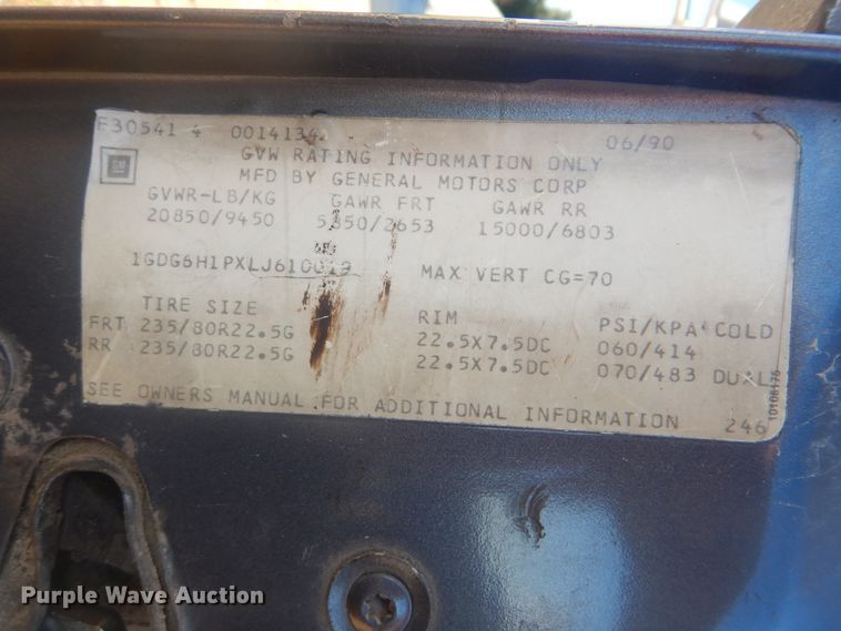 image for item DI0375 1990 GMC C6000  flatbed truck