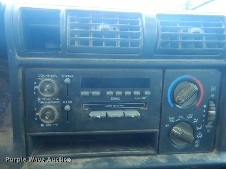 image for item DI0377 1997 Chevrolet S10  pickup truck