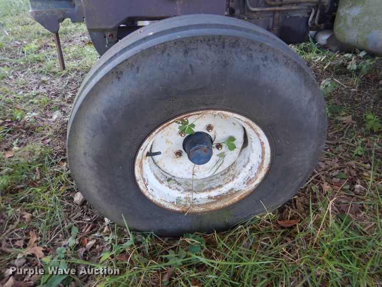 image for item DI0379 Deutz Fahr D1070-S  tractor