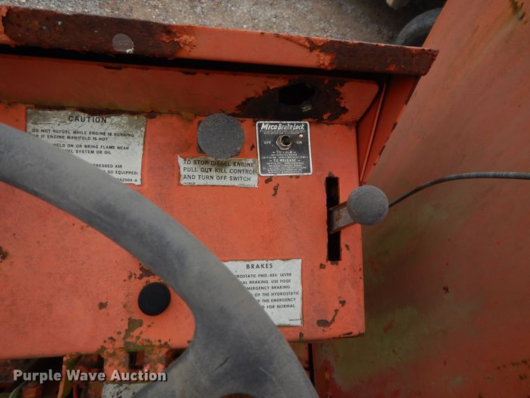 image for item DI0383 Ingram 9-2800-PA  pneumatic roller