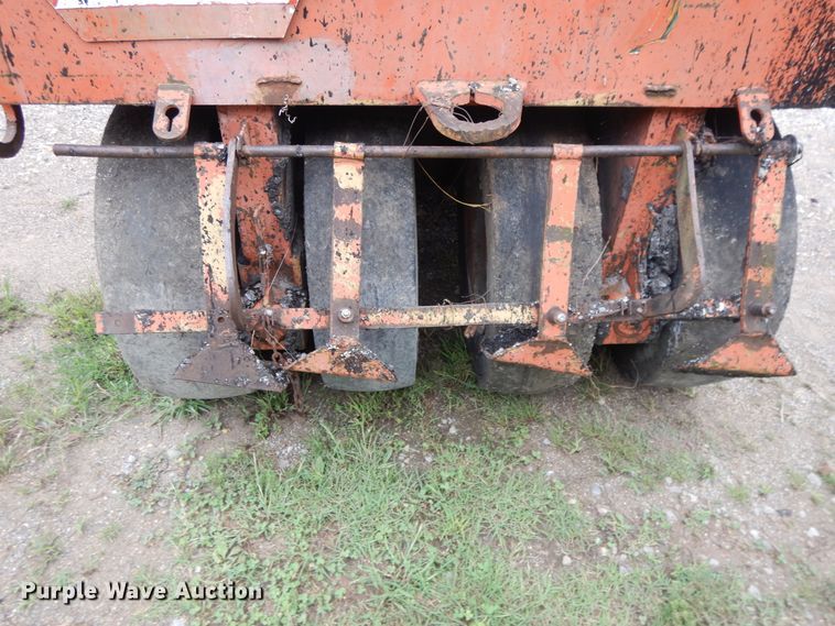 image for item DI0383 Ingram 9-2800-PA  pneumatic roller