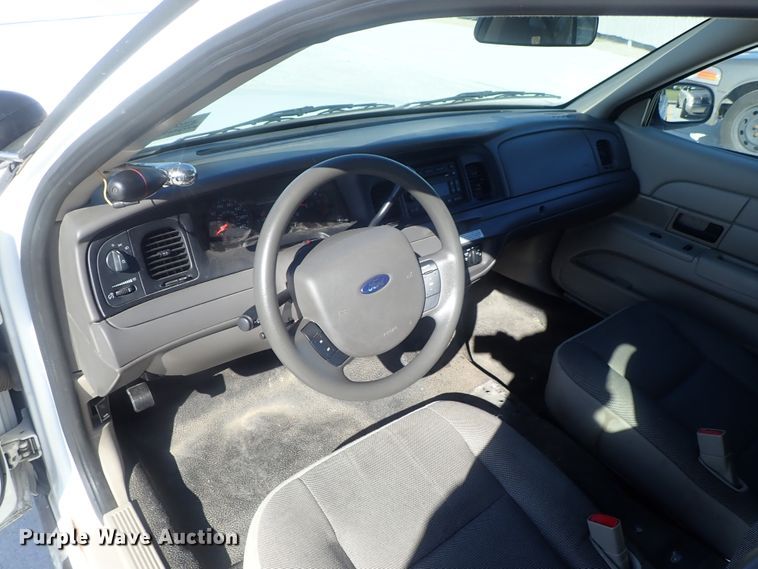 image for item DI4657 2008 Ford Crown Victoria Police Interceptor