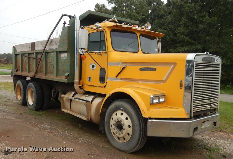 image for item DI7733 1988 Freightliner FLC  dump truck