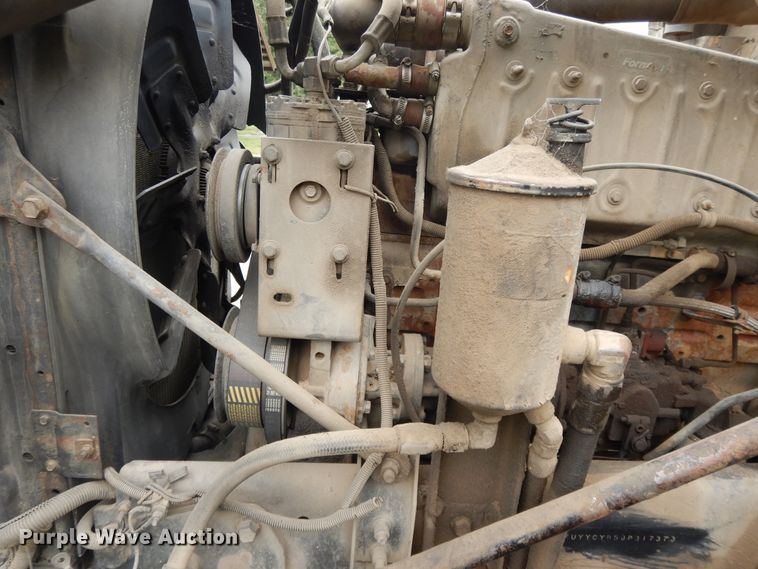 image for item DI7733 1988 Freightliner FLC  dump truck