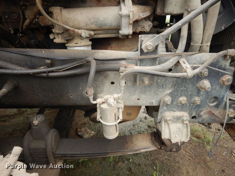 image for item DI7733 1988 Freightliner FLC  dump truck