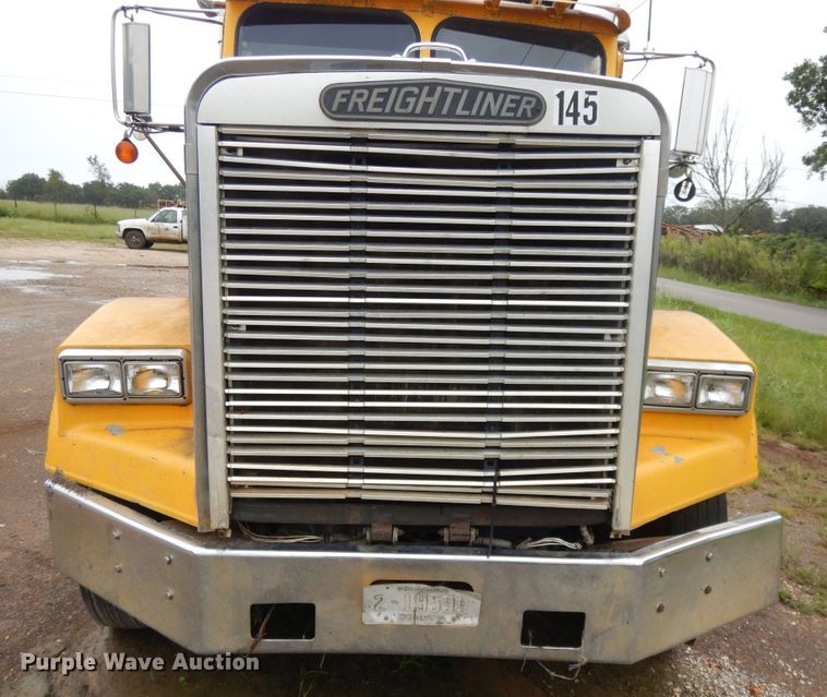 image for item DI7733 1988 Freightliner FLC  dump truck