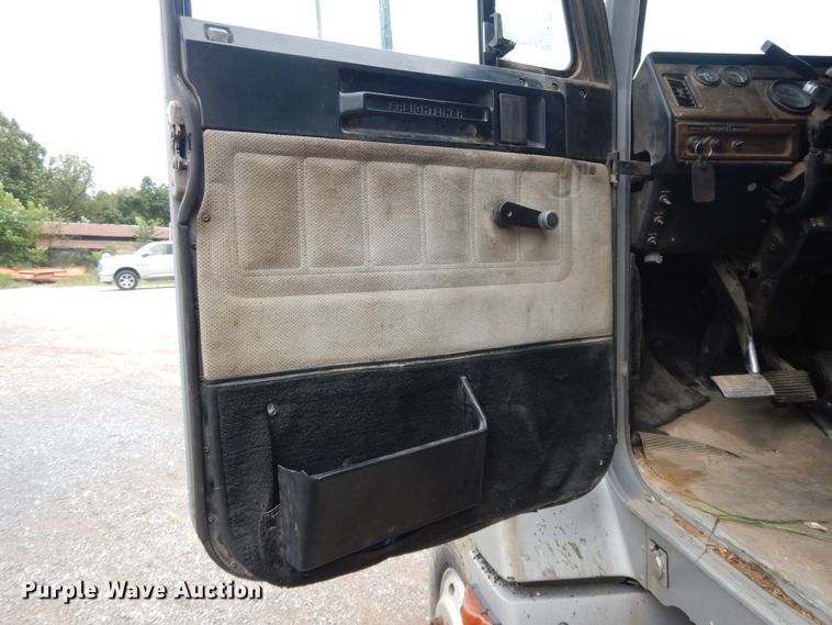 image for item DI7736 1997 Freightliner FLD  dump truck