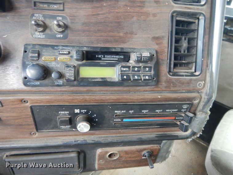 image for item DI7736 1997 Freightliner FLD  dump truck