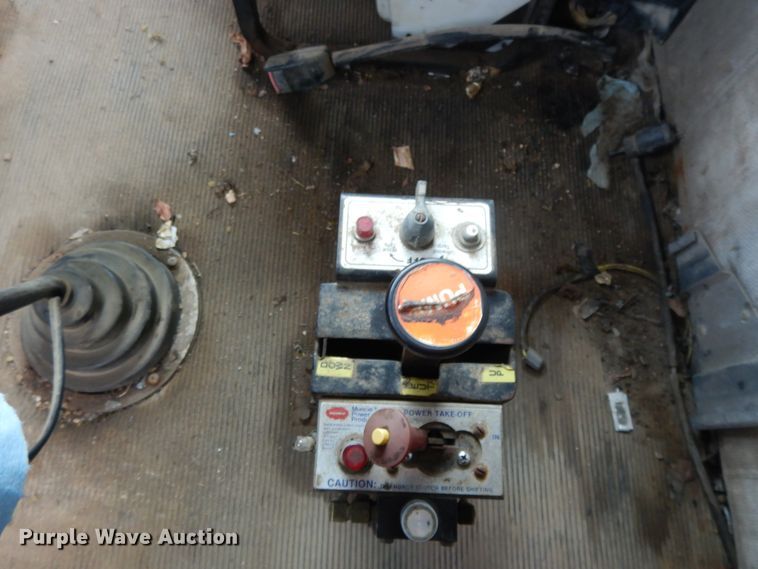 image for item DI7736 1997 Freightliner FLD  dump truck