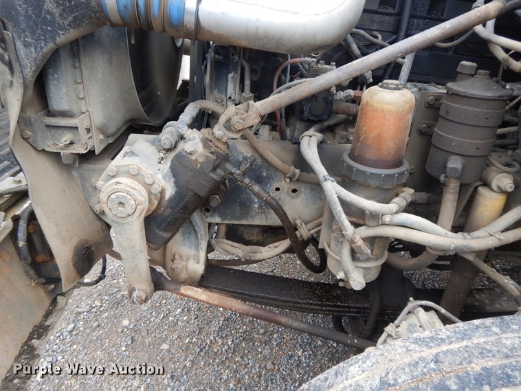 image for item DI7736 1997 Freightliner FLD  dump truck