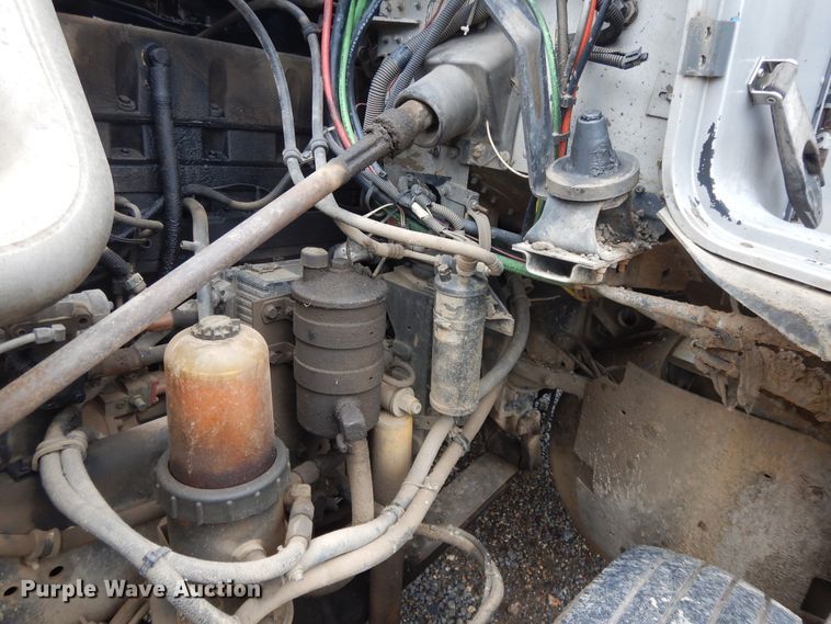 image for item DI7736 1997 Freightliner FLD  dump truck