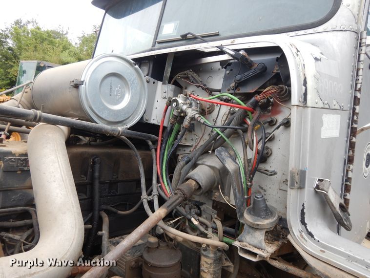 image for item DI7736 1997 Freightliner FLD  dump truck