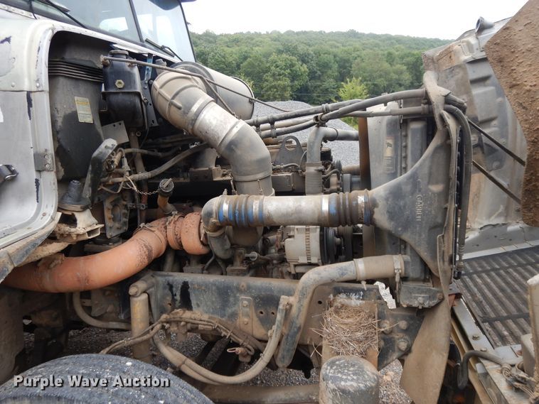 image for item DI7736 1997 Freightliner FLD  dump truck