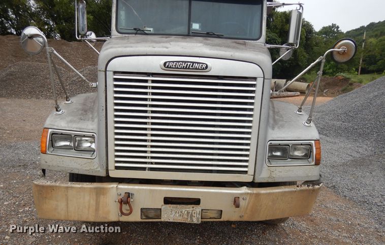 image for item DI7736 1997 Freightliner FLD  dump truck