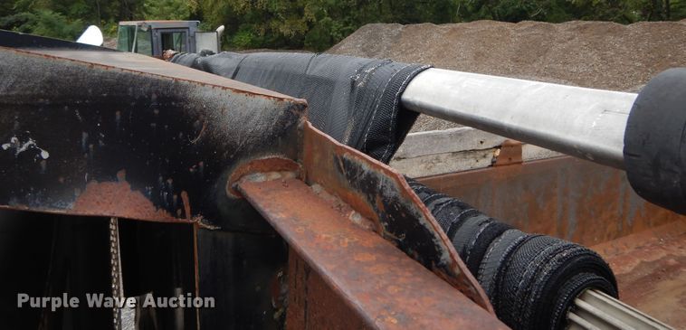 image for item DI7736 1997 Freightliner FLD  dump truck