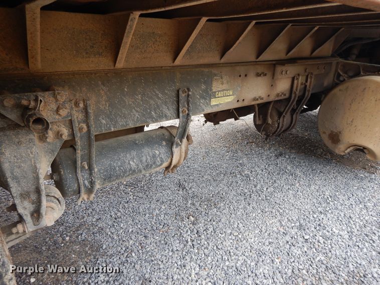 image for item DI7736 1997 Freightliner FLD  dump truck