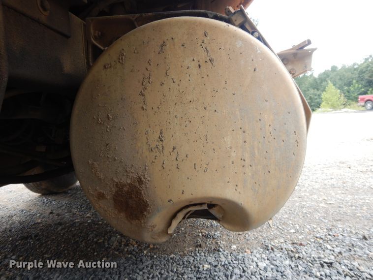 image for item DI7736 1997 Freightliner FLD  dump truck