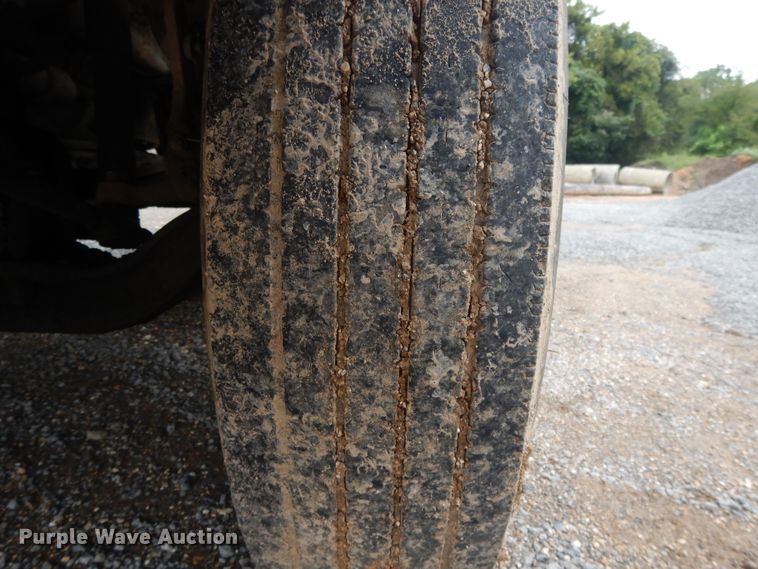 image for item DI7736 1997 Freightliner FLD  dump truck