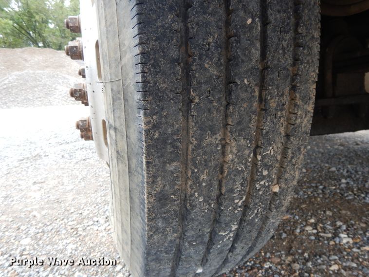 image for item DI7736 1997 Freightliner FLD  dump truck