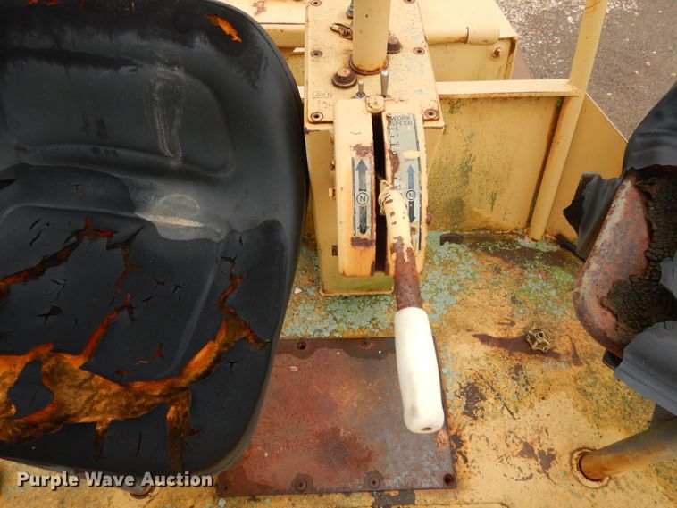 image for item DI7737 Dynapac CC42A  double drum roller